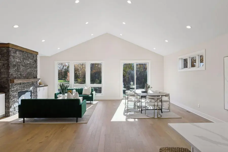 2015 Mulberry Lane, Carver, MN 55315 - #3