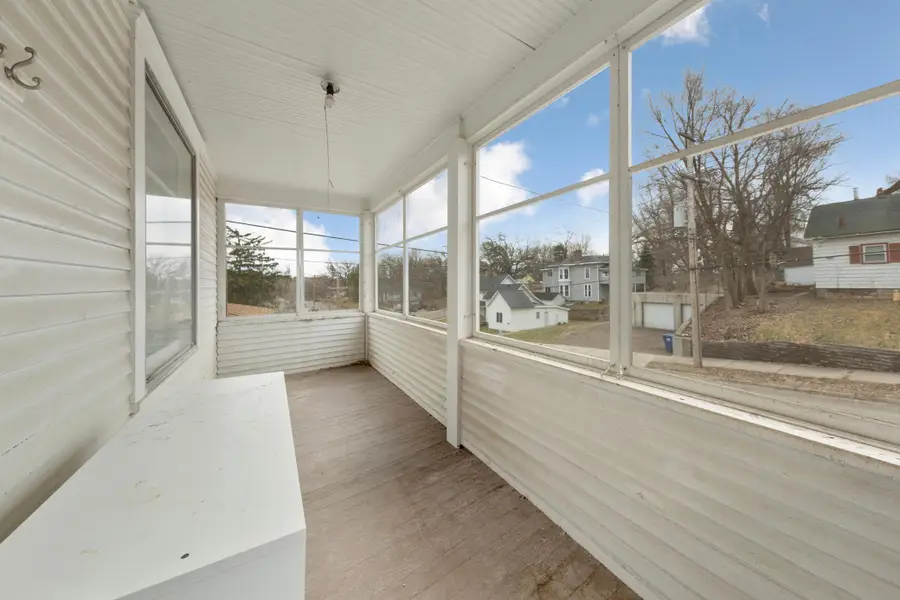 118 1st Street Sw, Faribault, MN 55021 - #2