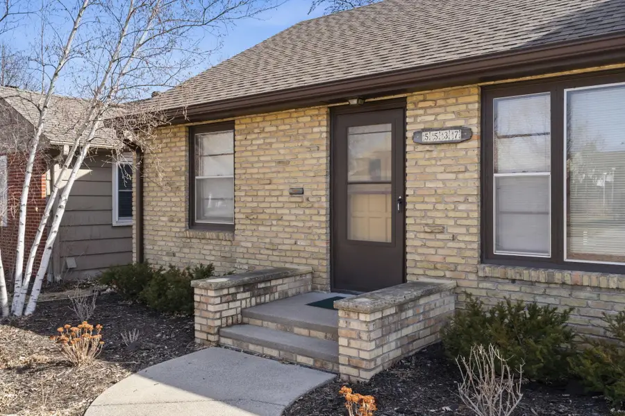 5537 Zenith Avenue S, Edina, MN 55410 - #3