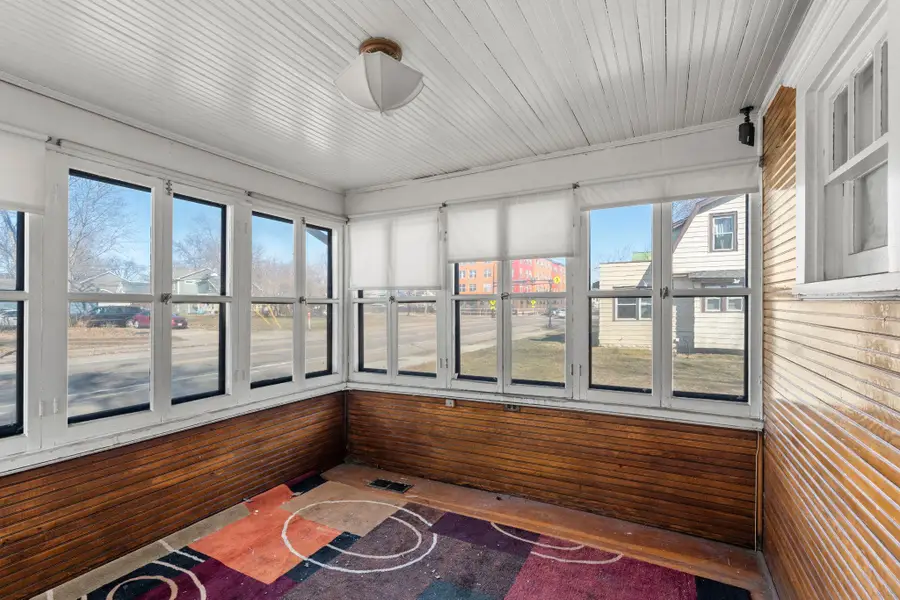 2323 Golden Valley Road, Minneapolis, MN 55411 - #2