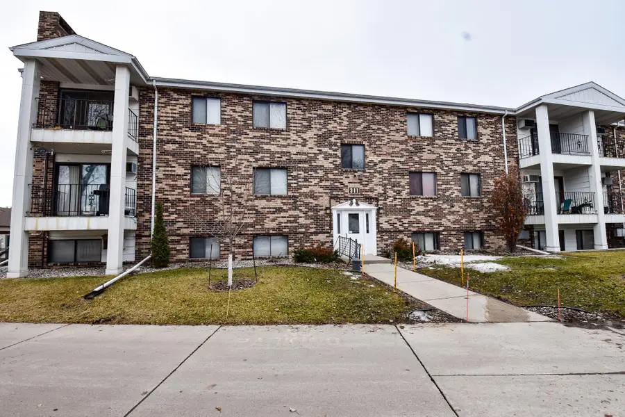 311 Prairiewood Circle S #106, Fargo, ND 58103 - #2