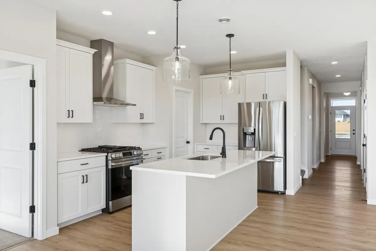 19160 Cloverleaf Way, Farmington, MN 55024 - #1