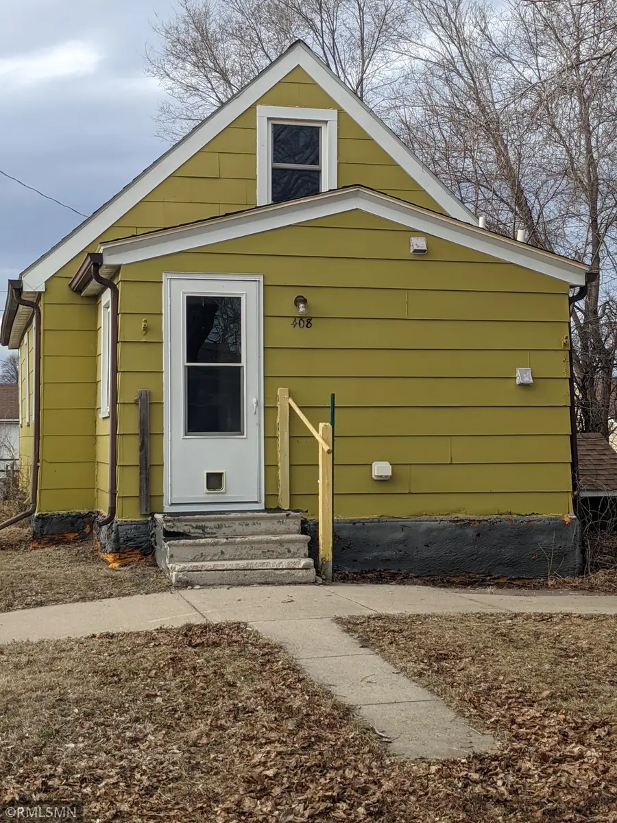 408 11th Street S, New Ulm, MN 56073 - #2