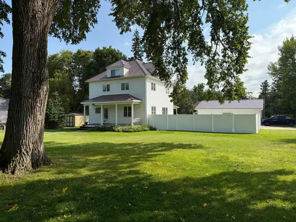 811 E Division Street, Elbow Lake, MN 56531