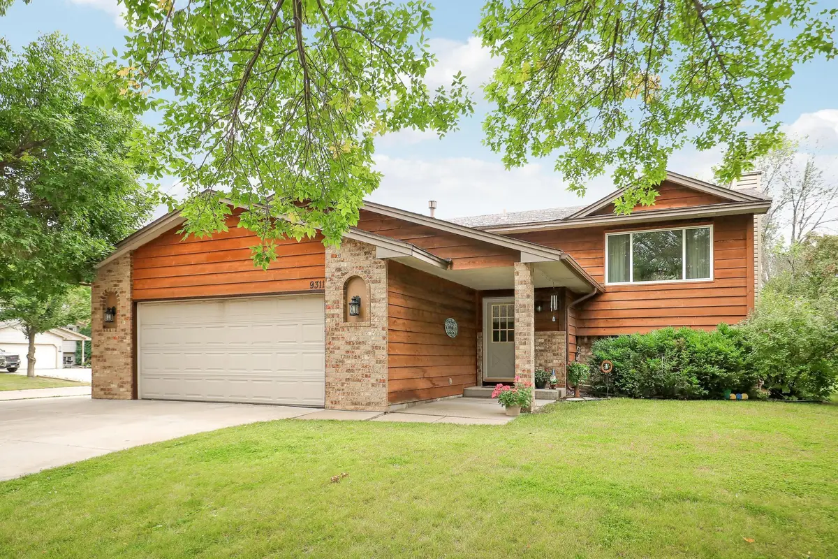 9311 Thomas Avenue N, Brooklyn Park, MN 55444 - #1