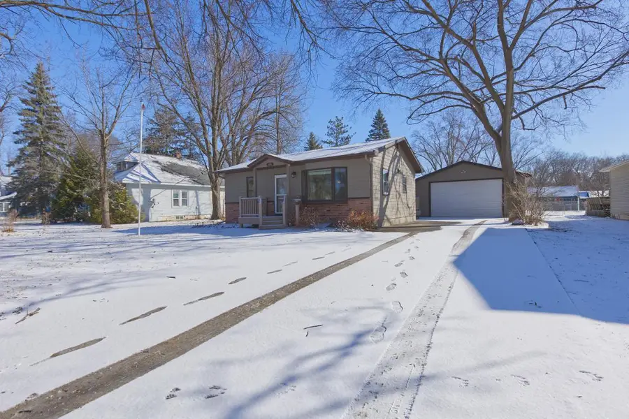 324 N Gilman Avenue, Litchfield, MN 55355 - #2