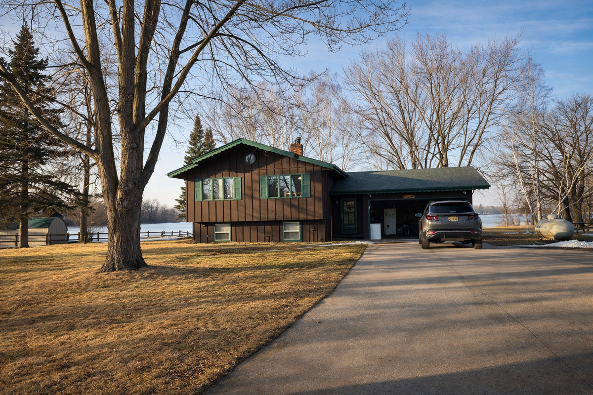 2602 210th Avenue, Mora, MN 55051 - #1