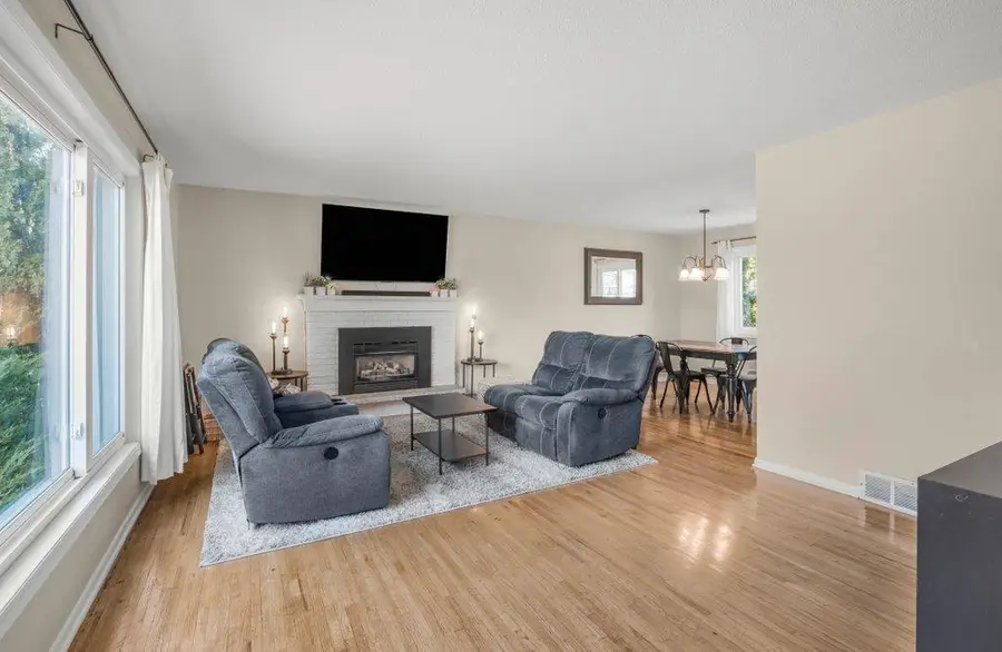 6329 Halifax Avenue S, Edina, MN 55424 - #3