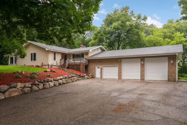 20840 Hidden Ponds Drive, Rogers, MN 55374