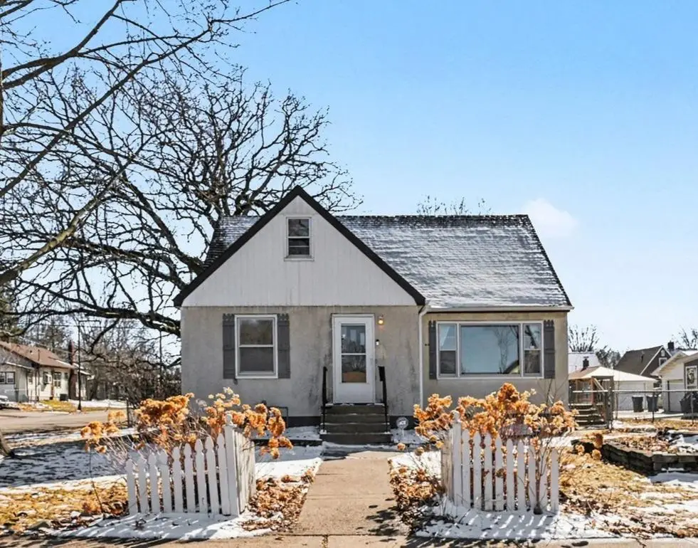 2016 Sherwood Avenue, Saint Paul, MN 55119 - #1
