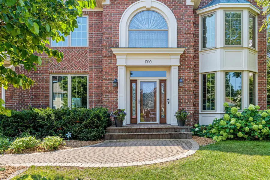 1310 Woodcrest Avenue, Shoreview, MN 55126 - #3
