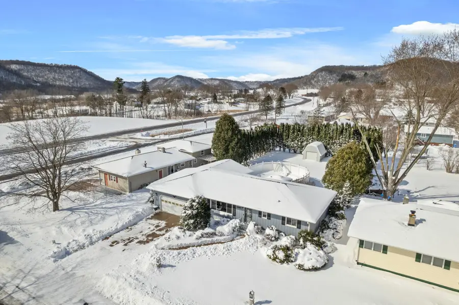 244 Edgeview Drive, Rollingstone, MN 55969 - #2