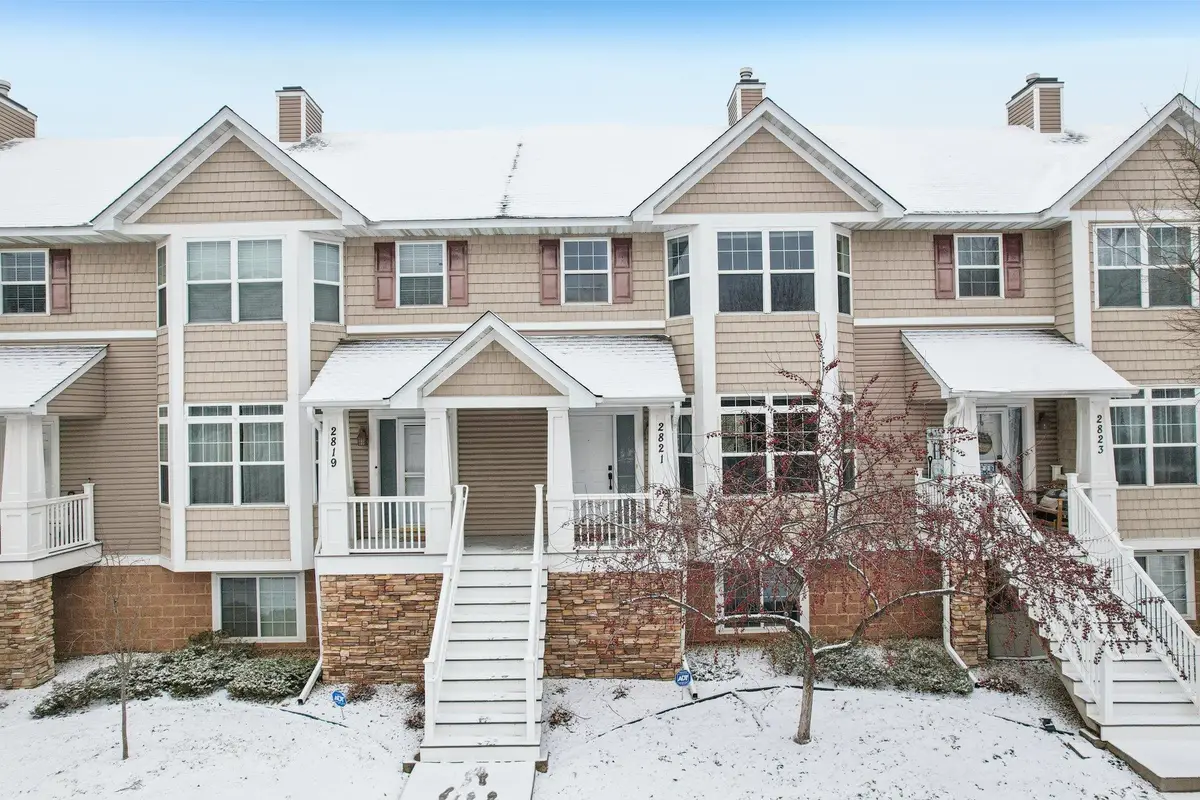 2821 Arona Street, Roseville, MN 55113 - #1