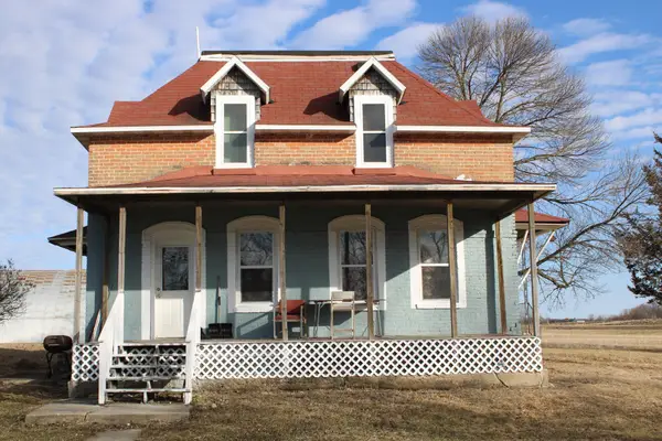 10142 225th Street, Silver Lake, MN 55381