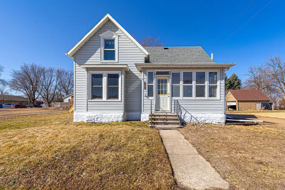 204 Central Avenue N, Mapleton, MN 56065 - #1