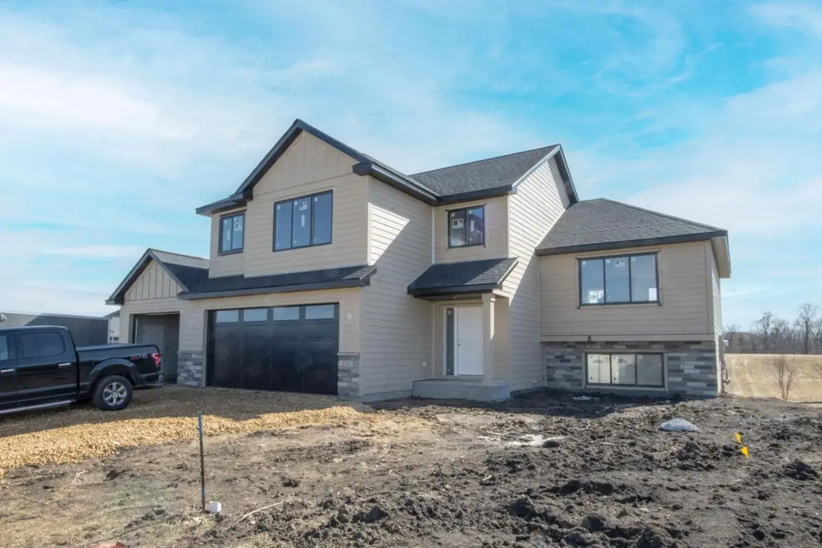 11 Sunset Court, North Mankato, MN 56003 - #1