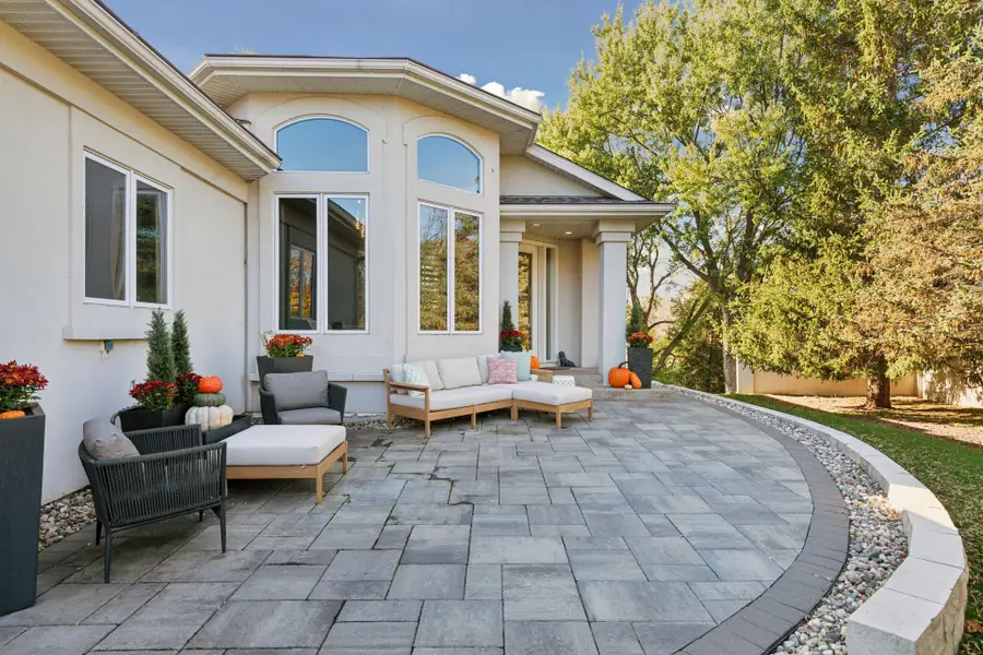 2600 Cedar Green, Minnetonka, MN 55305 - #2