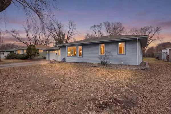 5631 6th Street Ne, Fridley, MN 55432