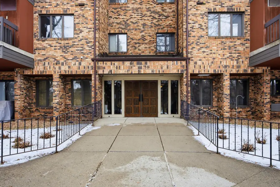 420 6th Avenue S #303, Fargo, ND 58103 - #2