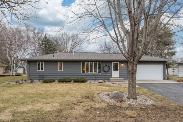 1536 James Drive, North Mankato, MN 56003