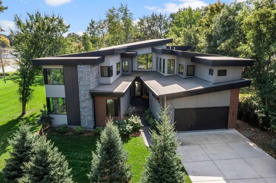 746 Peninsula Point Road, Shakopee, MN 55379 - #2