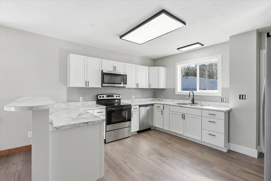 124 South Avenue E, Clear Lake, WI 54005 - #3