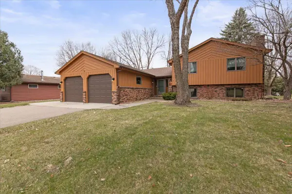 401 Green Avenue Se, Watertown, MN 55388