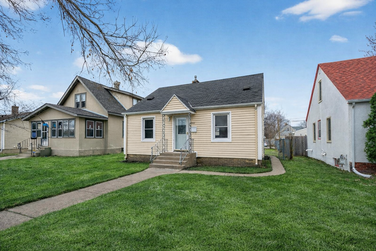 4810 Dupont Avenue N, Minneapolis, MN 55430 - #1