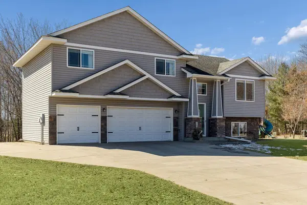 40248 Golden Way, North Branch, MN 55056