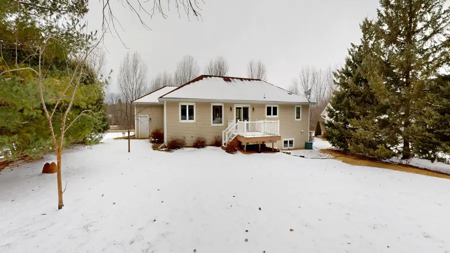 3177 Lakecrest Road Ne, Alexandria, MN 56308 - #3