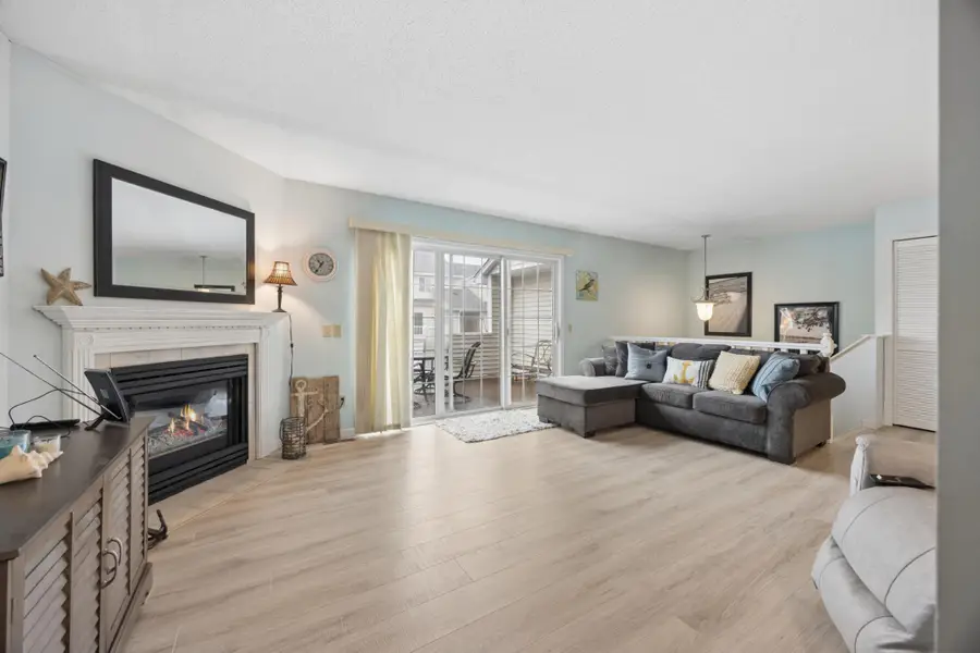 7627 Nicholas Way, Chanhassen, MN 55317 - #3