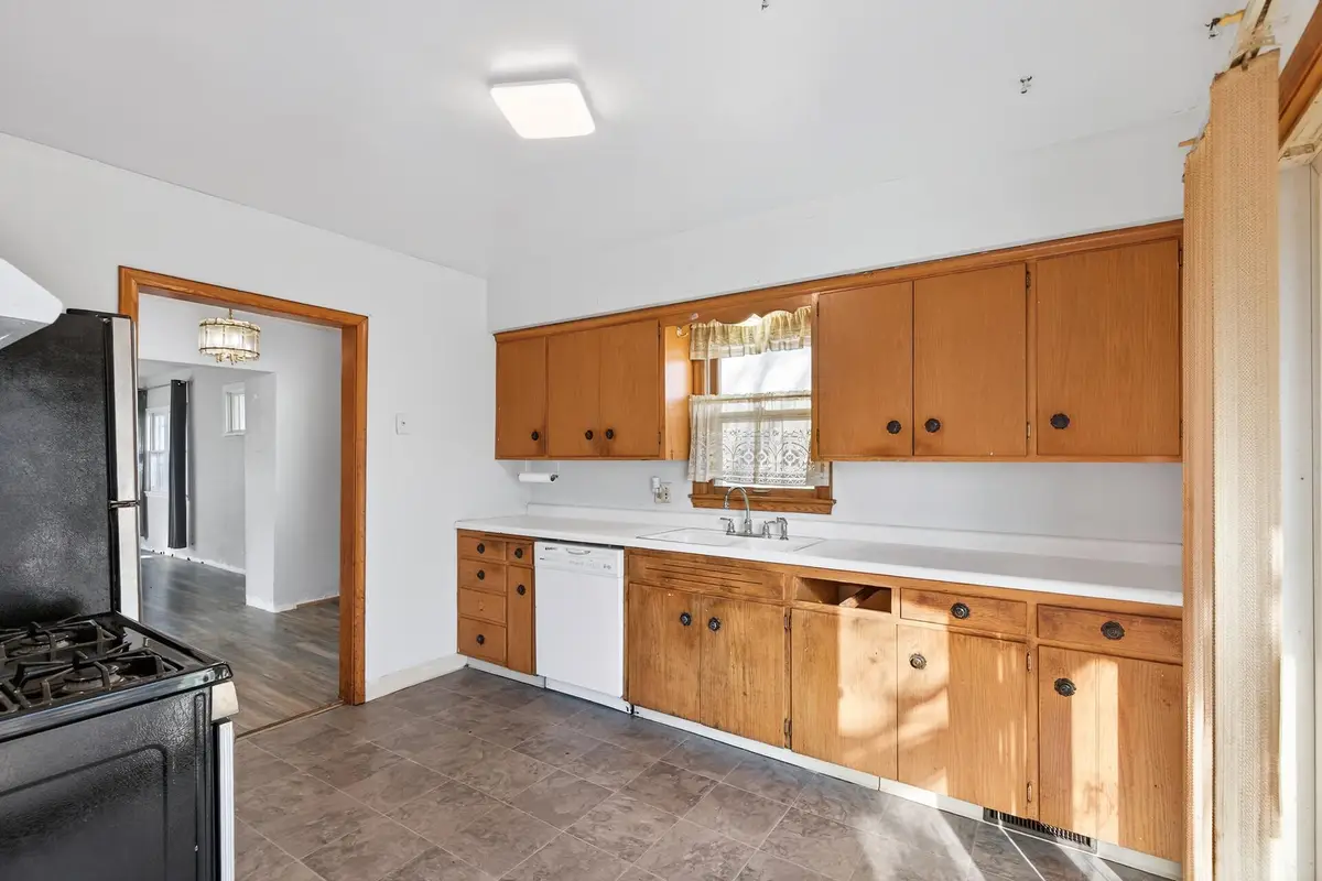 1102 Jenks Avenue, Saint Paul, MN 55106 - #1