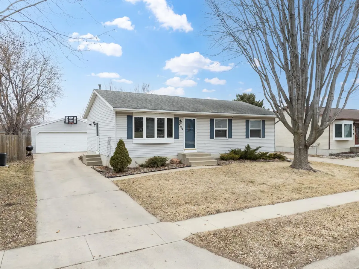 2039 49 1/2 Street Nw, Rochester, MN 55901 - #1