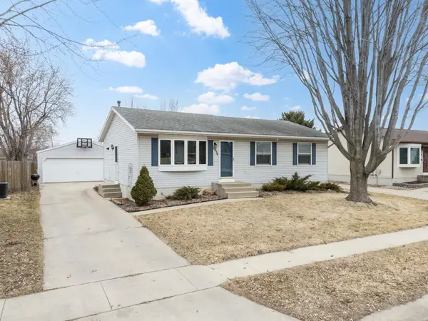 2039 49 1/2 Street Nw, Rochester, MN 55901