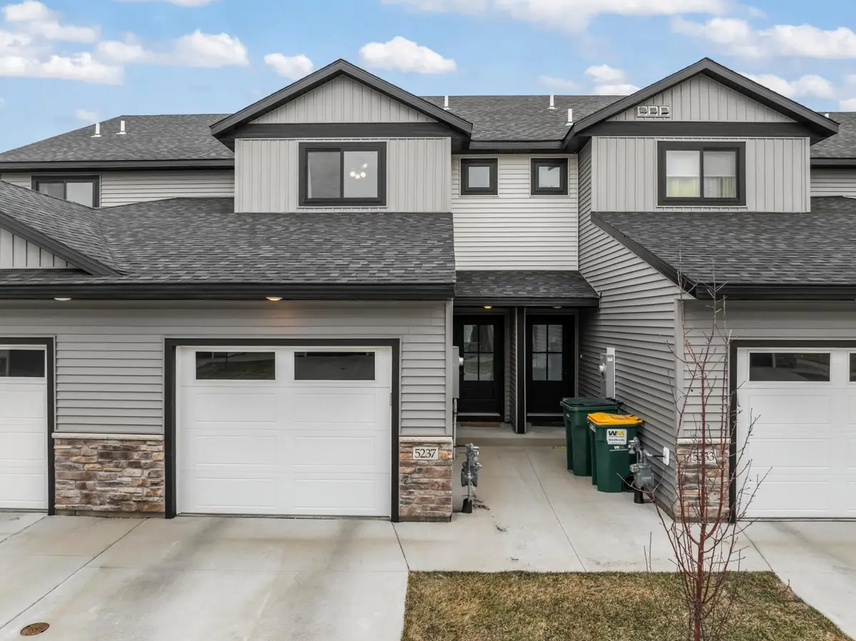 5237 Harvest Square Place Nw, Rochester, MN 55901 - #1