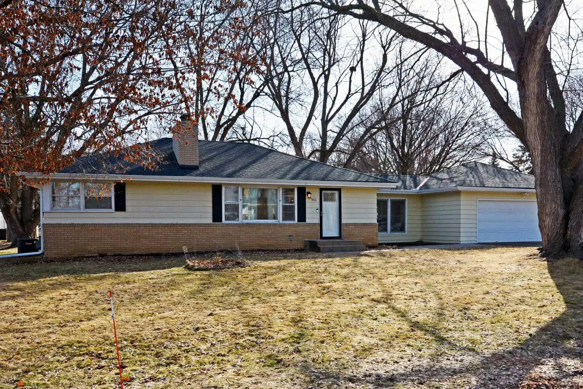 911 Sunnyview Lane, Hopkins, MN 55305 - #1