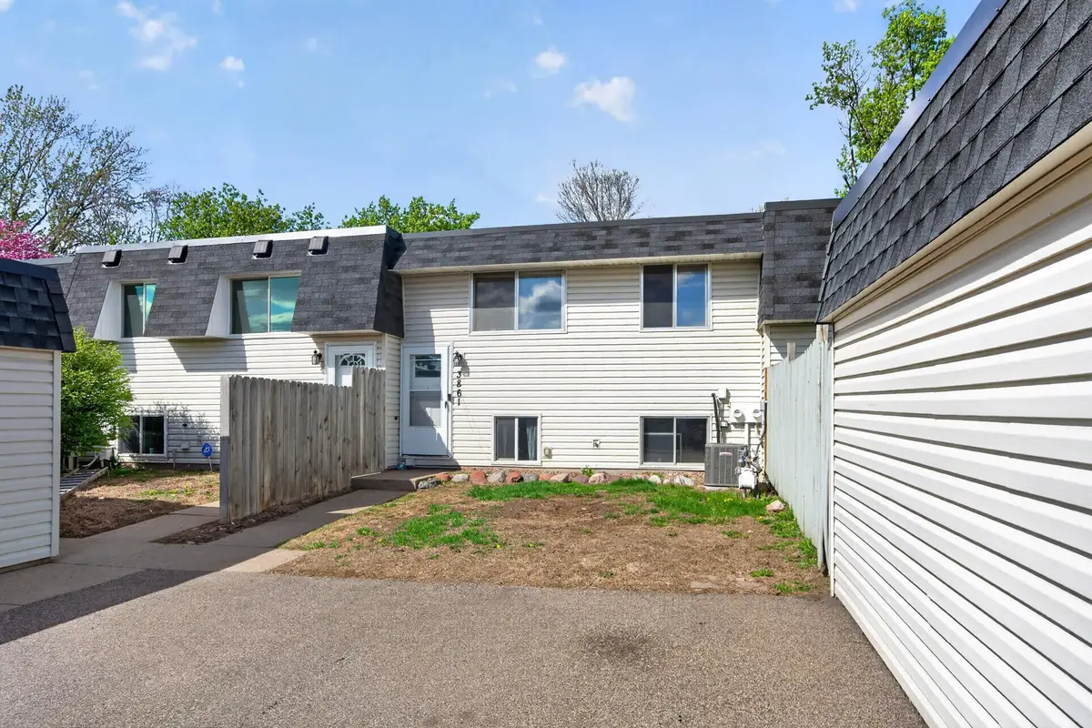 3861 Conroy Trail, Inver Grove Heights, MN 55076 - #1