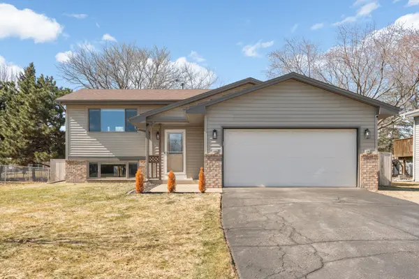 14439 Excelsior Lane, Apple Valley, MN 55124