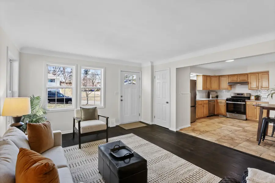 531 Hazel Street N, Saint Paul, MN 55119 - #2