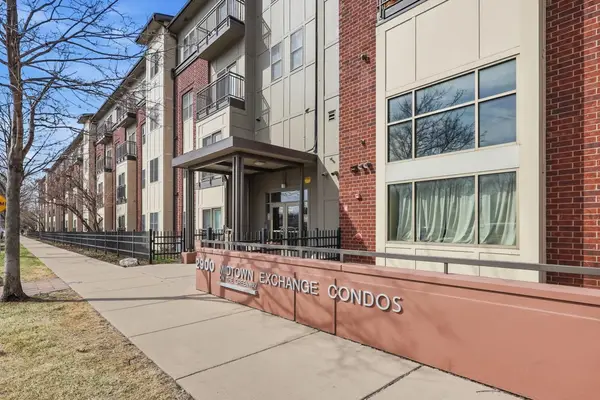 2900 11th Avenue S #402, Minneapolis, MN 55407