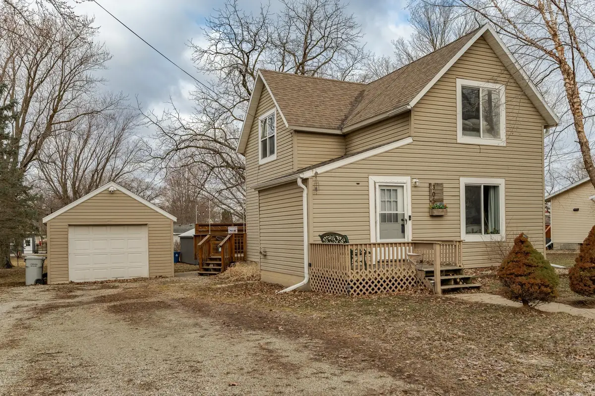 305 1st Avenue Nw, Dodge Center, MN 55927 - #1