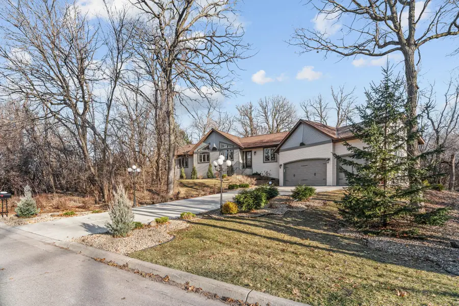 1201 93rd Street E, Inver Grove Heights, MN 55077 - #2