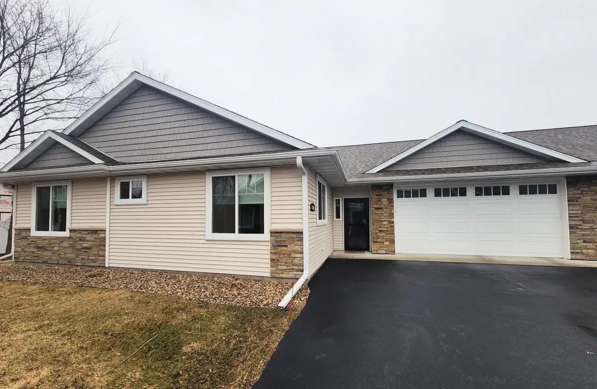 3072 Prairie Rose Drive, Mankato, MN 56001 - #1