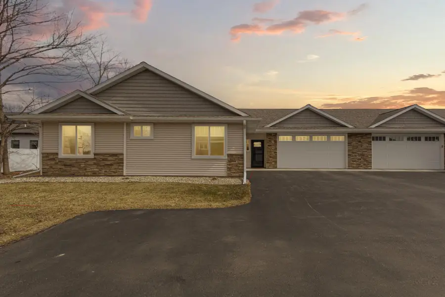 3072 Prairie Rose Drive, Mankato, MN 56001 - #2