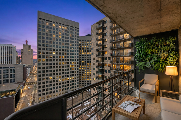 66 9th Street E #2115, Saint Paul, MN 55101