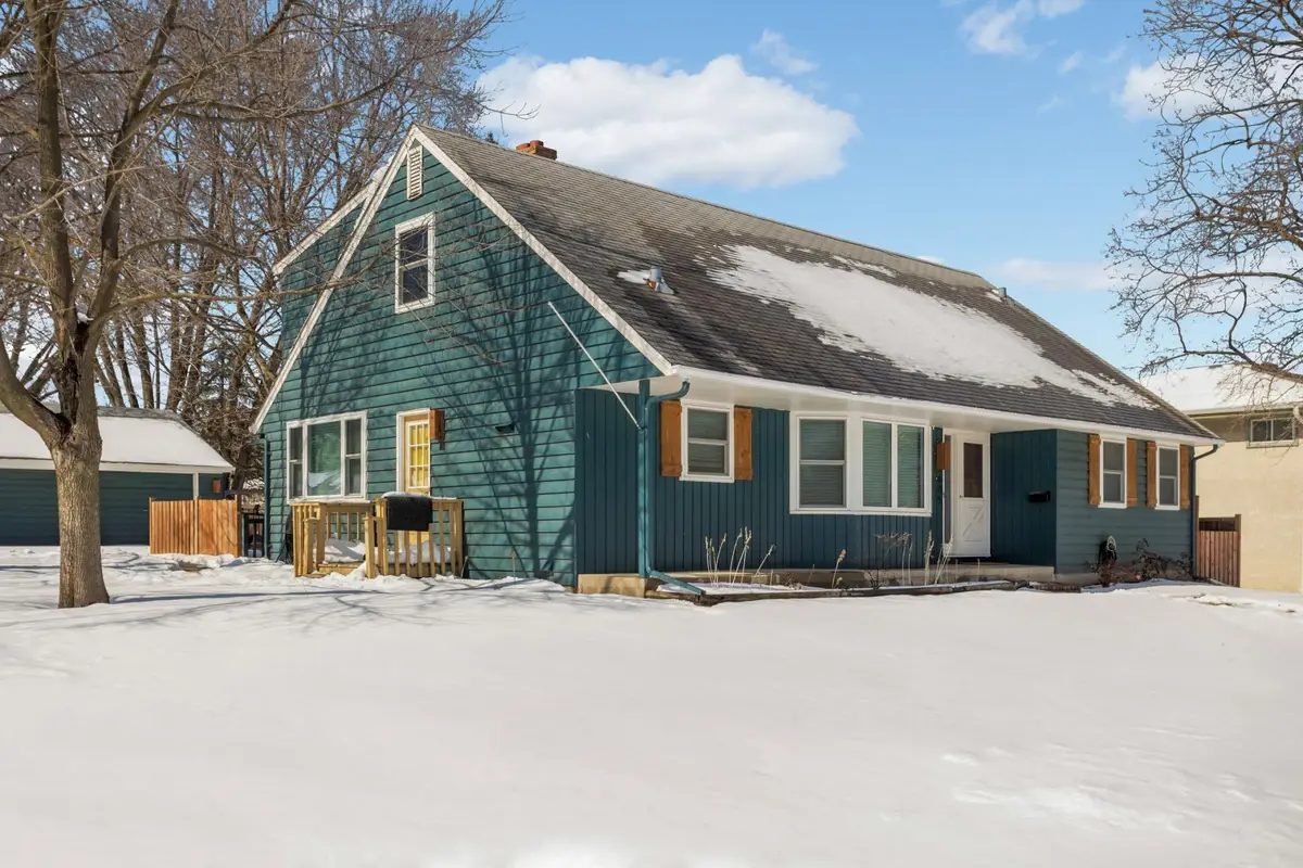 605 Cresthaven Drive, South Saint Paul, MN 55075 - #1