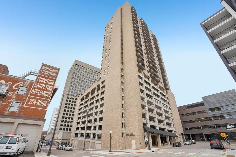 66 9th Street E #1307, Saint Paul, MN 55101 - #2
