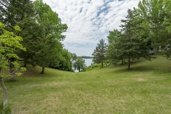 24444 & 24462 Arrowhead Trail, Cleveland, MN 56017