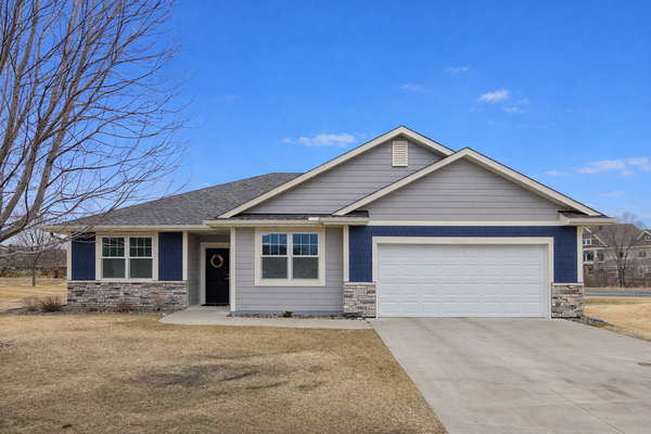 3104 123rd Court Ne, Blaine, MN 55449