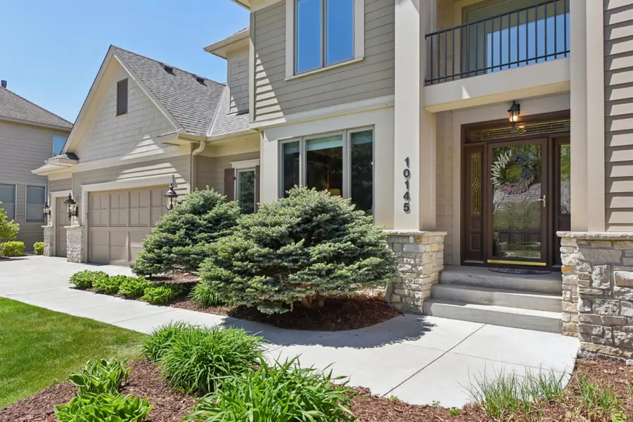 10145 Powers Lake Trail, Woodbury, MN 55129 - #3